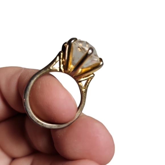 Large Faceted Solitaire Ring - Picture 5 of 7